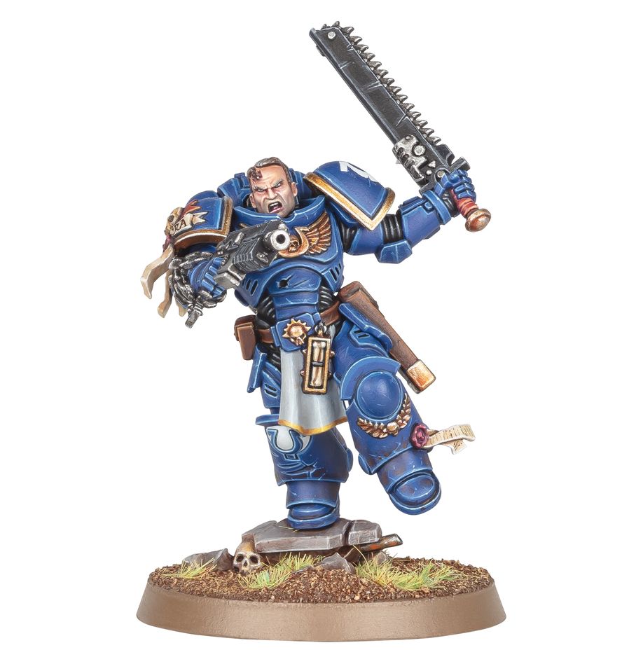 SPACE MARINES: TENIENTE TITUS