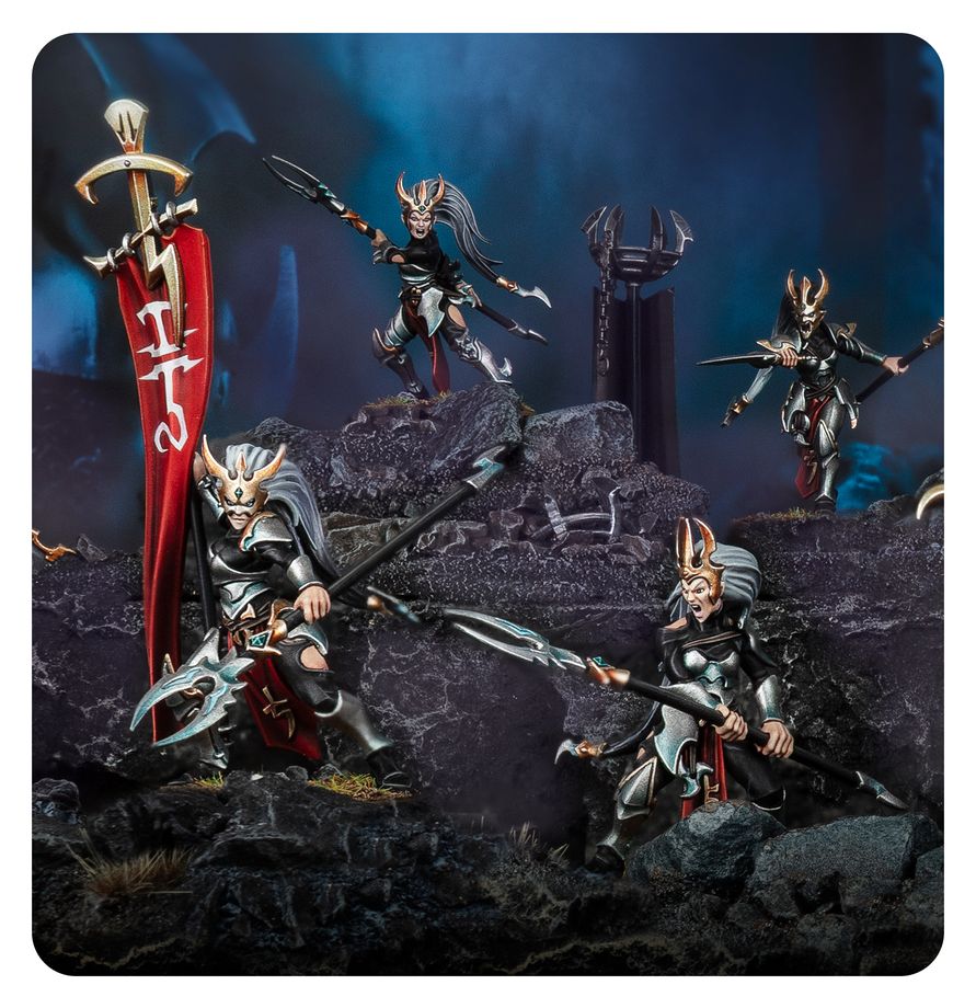 DAUGHTERS OF KHAINE: SAGAS SANGRIENTAS
