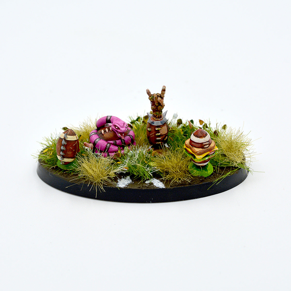 AK BASING: BITS - FANTASY FOOTBALL BALLS