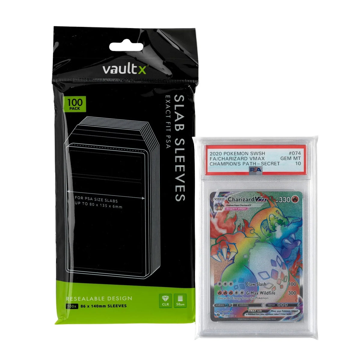 Paquete Vault X Exact Fit PSA junto a una carta Charizard VMAX encapsulada por PSA.
