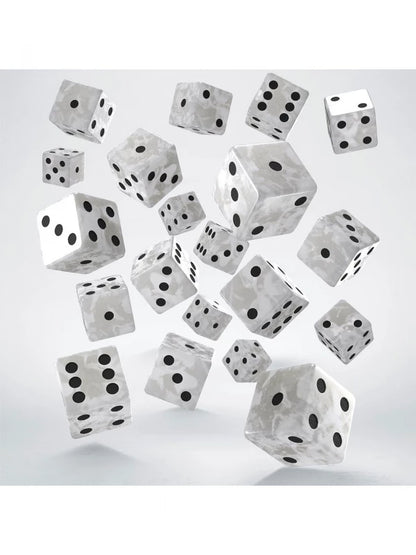 Q WORKSHOP: PACK DADOS - BLANCO Y NEGRO D6s - (20 unidades)