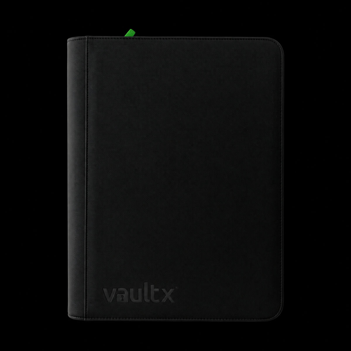 Álbum Vault X Exo-Tec Zip Binder XXL Signature Black de 16 bolsillos, cubierta negra cerrada en vista frontal.