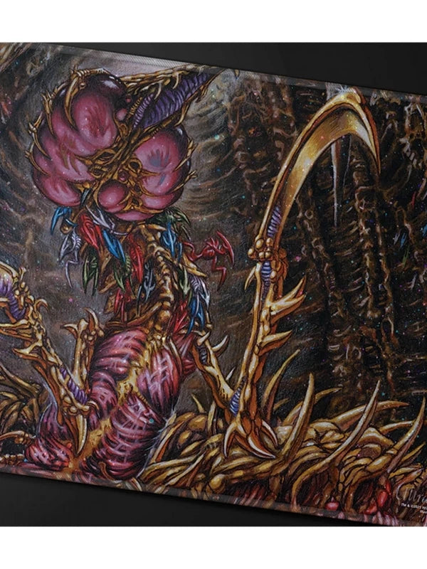 ULTRA PRO PLAYMAT: COMMANDER SERIES - SLIVER QUEEN - HOLO FOIL